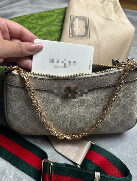 G-shoulder strap purse